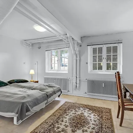 Prázdninový dům 8 Bedroom Beautiful In Kvaerndrup