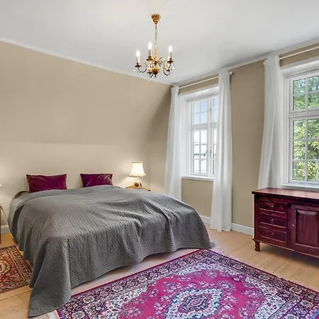 بيت للعطل 8 Bedroom Beautiful In Kvaerndrup