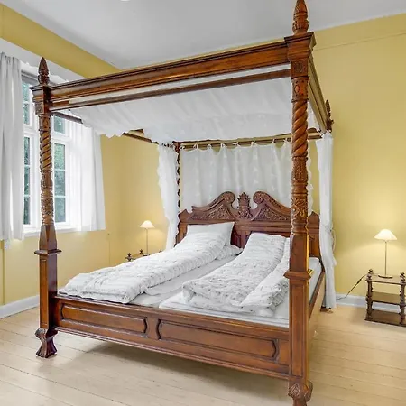8 Bedroom Beautiful In Vakantiehuis