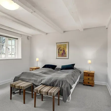 8 Bedroom Beautiful In * Kvaerndrup