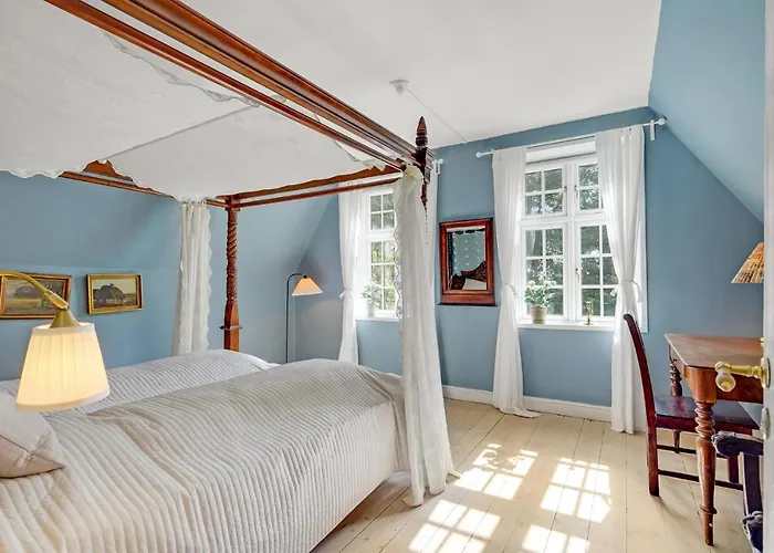 8 Bedroom Beautiful In